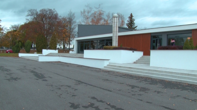Spomienka na zosnulých na mestskom cintoríne